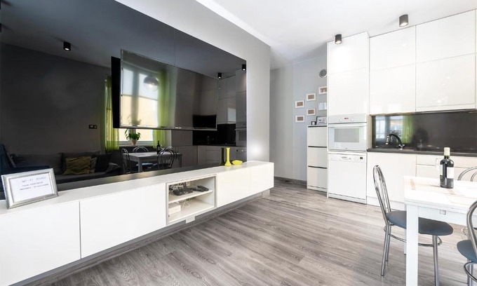 Lodz Apartamento | HILLWOOD Apartment