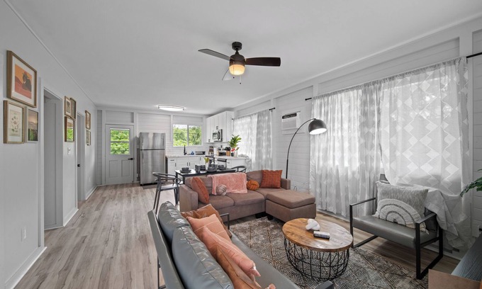 Hilo Cabaña | Hilo Bay Bungalow 2/BR 1/BA