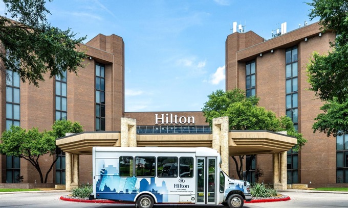 Grapevine Hotel | Hilton DFW Lakes Executive Conference Center