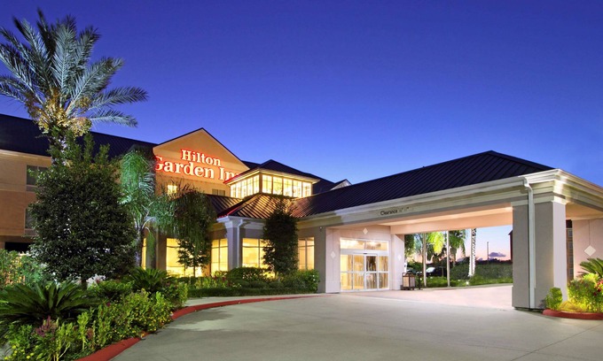 Beaumont Hotel | Hilton Garden Inn Beaumont, TX
