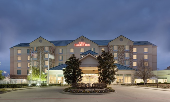 Frisco Hotel | Hilton Garden Inn Frisco