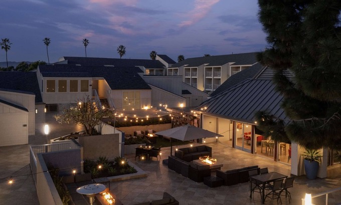 Marina del Rey Hotel | Hilton Garden Inn Marina Del Rey