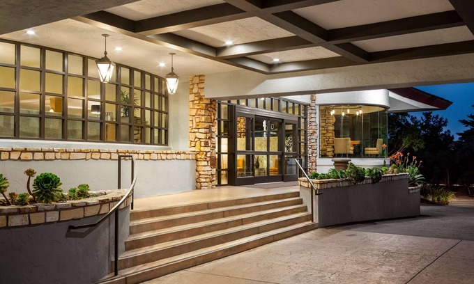 Monterey Hotel | Hilton Garden Inn Monterey