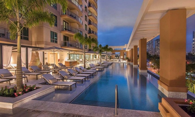 Waikiki Apartamento | Hilton Grand Island Penthouse: 3BR,3BA, Ocean Views on Waikiki Beach, Luxurious!