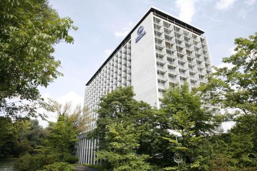 Kleinhesselohe Hotel | Hilton Munich Park