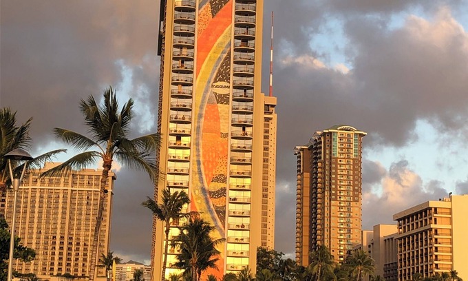 Northeast Virginia Beach Complejo | Hilton Waikikian Resort. Beautiful location at Hilton Hawaiian Village for Xmas