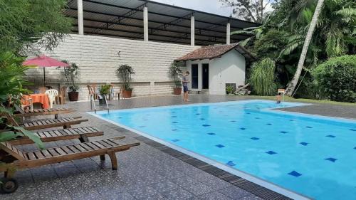Matugama Complejo | Himakara Hotel