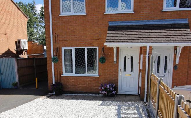 Barwell Casa | Hinckley Home Sleeps 5 Complete House