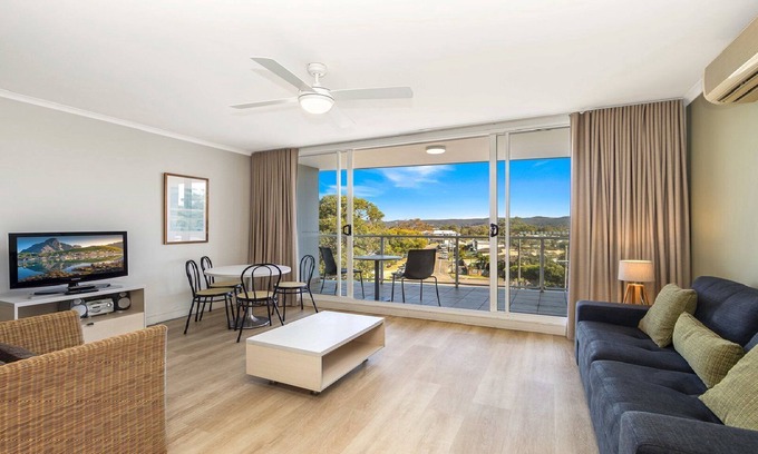 Ettalong Beach Casa | HINTERLAND LUXURY - ETTALONG BEACH RESORT
