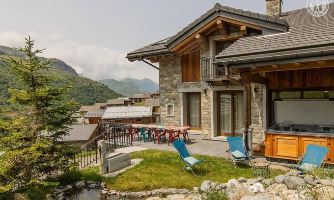 Praranger Casa | Hislianie - LES Belleville