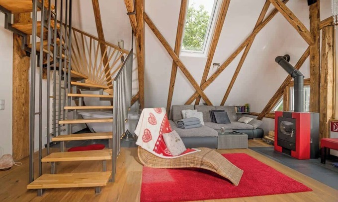 Schonach im Schwarzwald Apartamento | Romantic maisonette apartment with sauna, fireplace, campfire and large garden