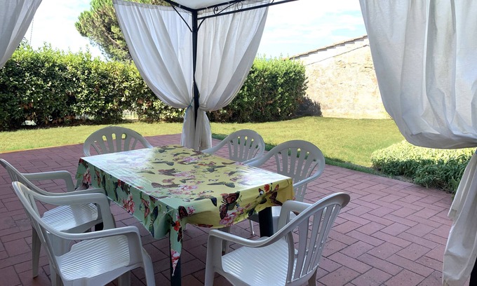 Valgiano Casa | Histori Renovated cottage, walking distance to the best hiking trails