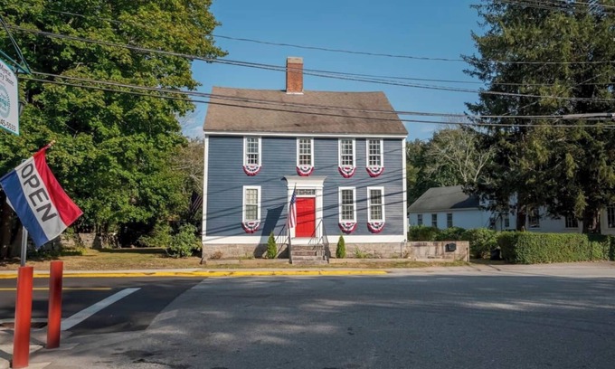 Stonington Casa | Historic 1807 Williams Home... A Nautical New England Inspiration!