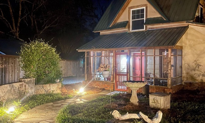 Southern Pines Cabaña | Historic 1890 Cottage in the Heart of Downtown Southern Pines, NC!