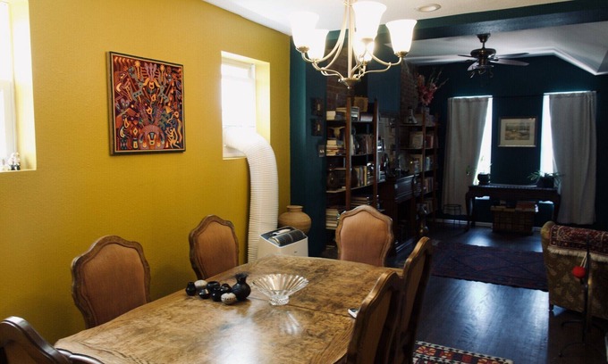 Whittier Casa | Historic 3 bedroom Home in the Center of Denver