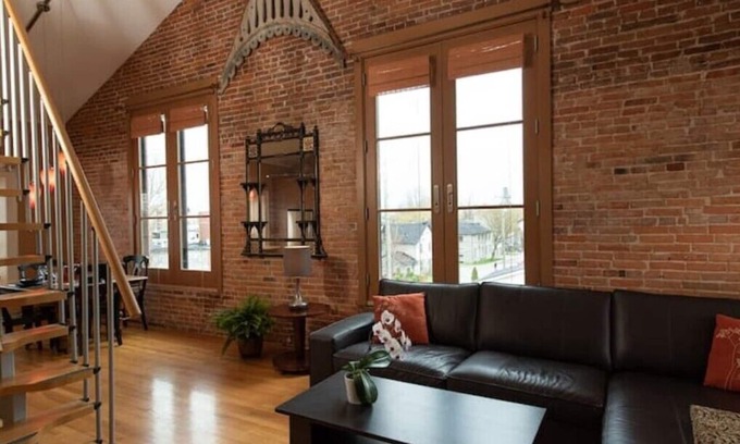 Kingston Apartamento | Historic Apartment Downtown Kingston