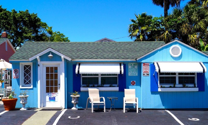 Clearwater Beach Cabaña | Histórico Beach Cottage pasos de la playa. ¡Mascota amigable!