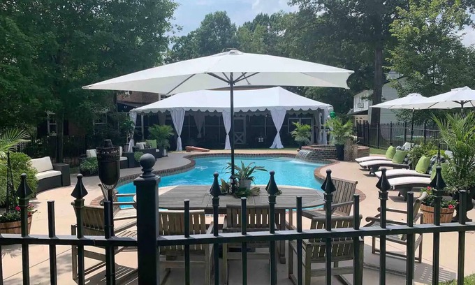 Mount Vernon Condominio | Historic Boyd Harvey House and Grounds 2 Bedroom Home by RedAwning