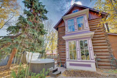 Historic District Casa | Historic Breck Cabin with Hot Tub Walk to Main St!