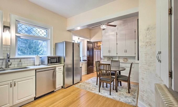 Cadillac Casa | Historic Cadillac Home in Great Central Spot!
