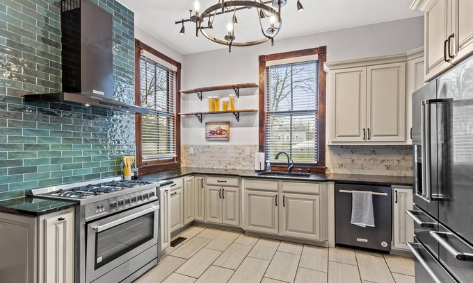Northside District Otro | Historic Castle in Lexington