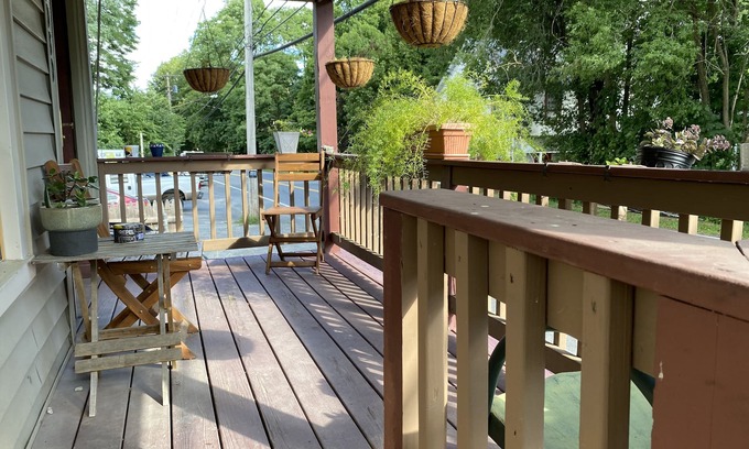 Catskill Casa | Historic Catskill charmer near creek