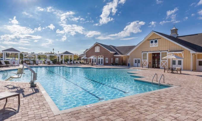 Williamsburg Complejo | Historic Charm Meets Modern Comfort at Wyndham Governor's Green Resort -2 Bd Dlx