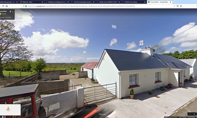 Ballindine Casa | Working Farm Historic Cottage