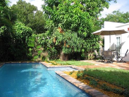 Flamingo Parks Casa | Historic Cottage With Private Pool! Home