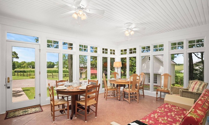 Springfield Casa | Historic country 5 BR estate in Springfield; near Nashville, Clarksville