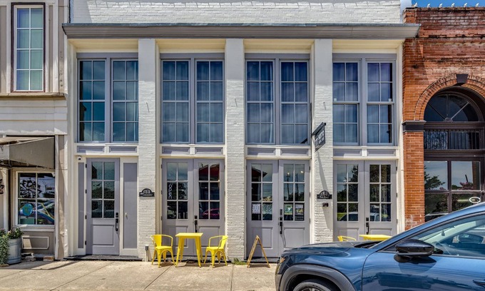 Hutto Casa | Historic Downtown Hutto Townhome - Modern Comfort Meets Small-Town Charm