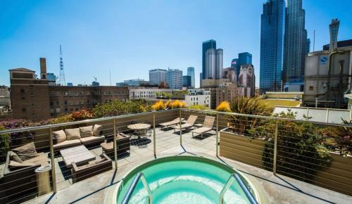Historic Core Apartamento | Historic Downtown LA Loft - Urban Charm