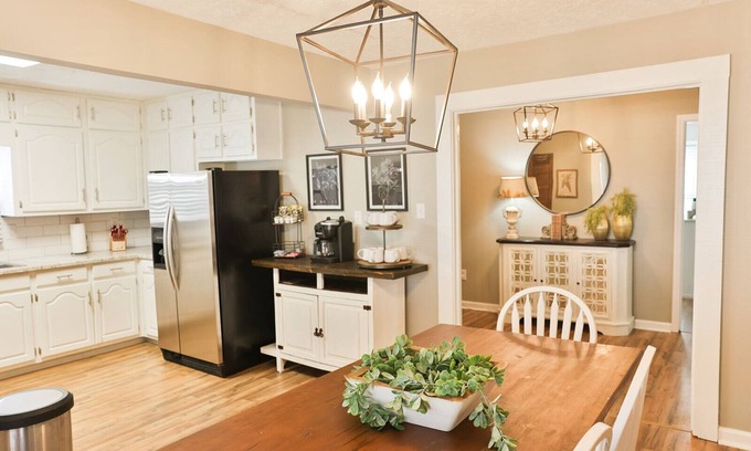 Oxford Casa | Historic Downtown Oxford 3BR/2BA w/King