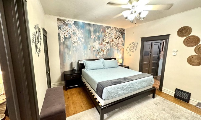 St. Louis Apartamento | Historic Dutchtown Delight with King Bed