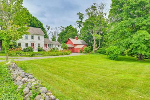 Westfield Casa | Historic Farmhouse Near Mountains and Colleges!