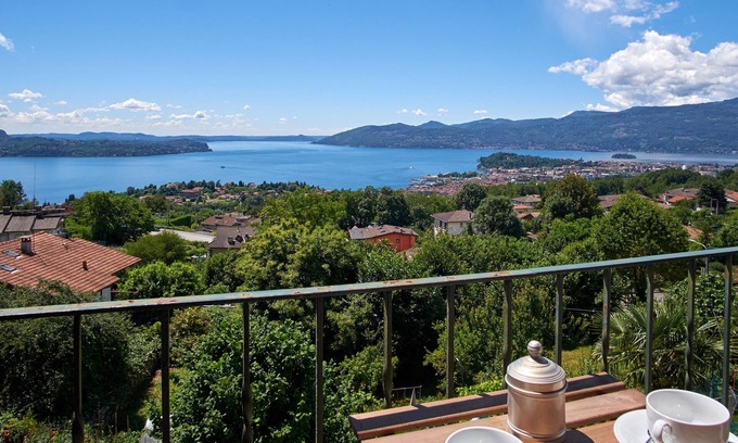 Cissano Casa | Histórica casa unifamiliar de cuatro habitaciones con maravillosa vista al lago
