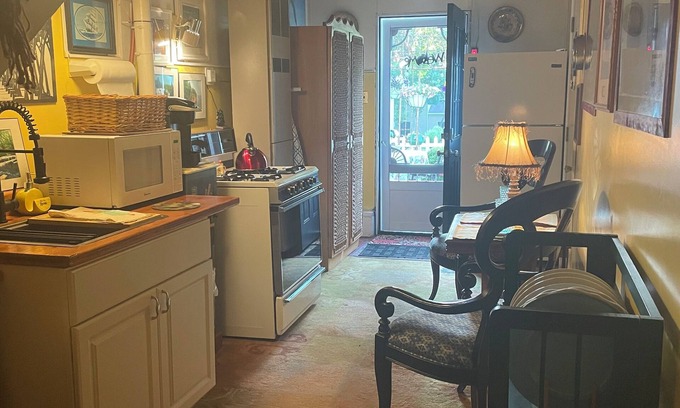 Manistee Casa | Historic French Farm 1861 Victorian with Award Winning Gardens