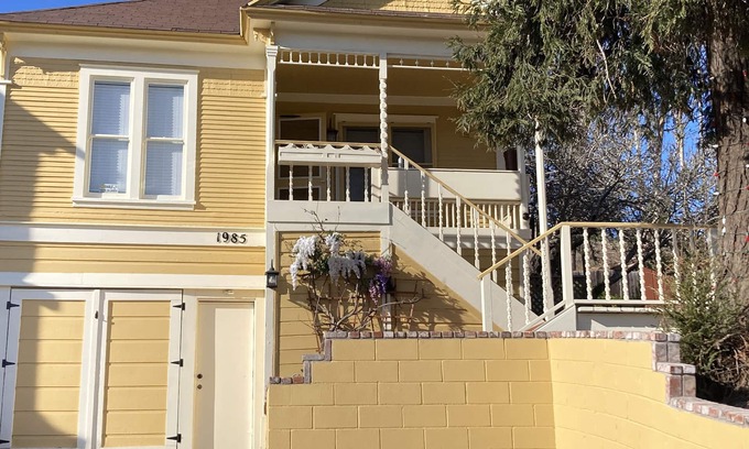 East Village Casa | Historic Gem