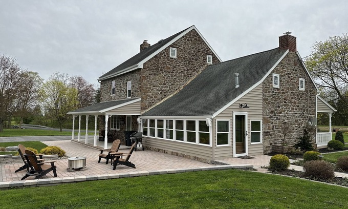 Gettysburg Otro | Historic Gettysburg Farmhouse