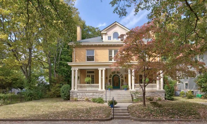 Northside District Apartamento | Historic Hampton Court Unit 1