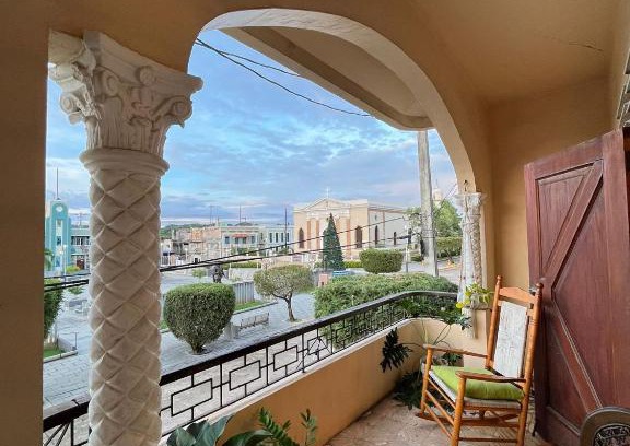 Manati Apartamento | Historic home in Manati