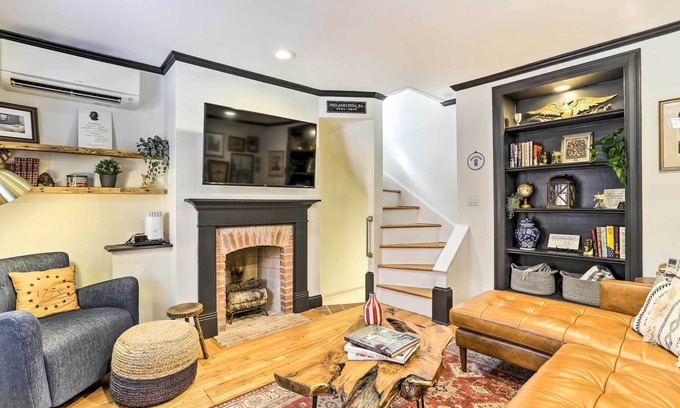 Queen Village Casa | Historic Home w/ Garden: Walk to Center City!