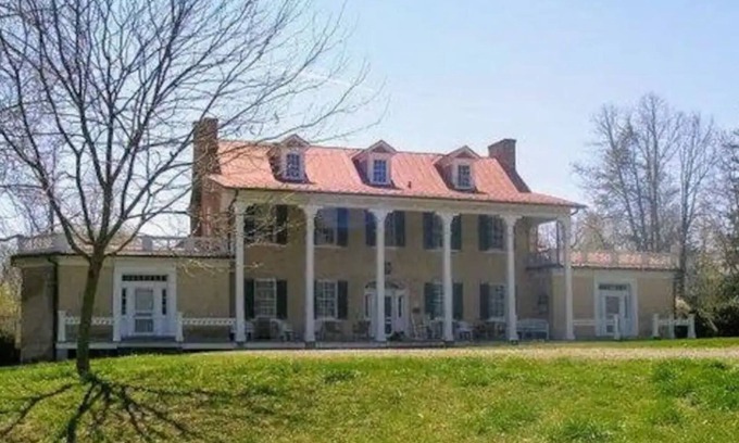 Middleburg Casa | Historic home with 7 BR near Middleburg, VA in Piedmont horse country