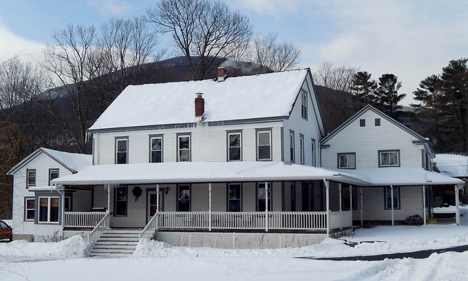 Palenville Casa | Casa señorial de la Guerra Civil cerca de Kaaterskill Falls