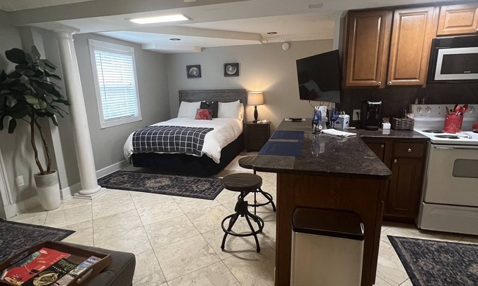 Hyde Park Apartamento | ¡EN EL HISTÓRICO HYDE PARK! PASOS A BAYSHORE- ¡5 ESTRELLAS!