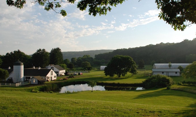 East Lyme Casa | Inn histórico en una espectacular granja orgánica de 100 acres con lago y piscina privada