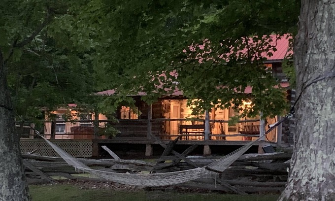 Marlinton Cabina | Historic Log Cabin near Williams River, Cranberry Glades and Snowshoe