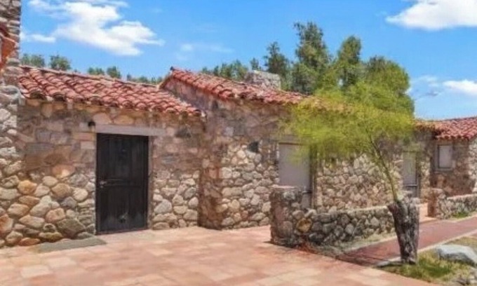 Desert Hot Springs Casa | Historic Mary Pickford Estate A2- 30 minutes from Polo Grounds