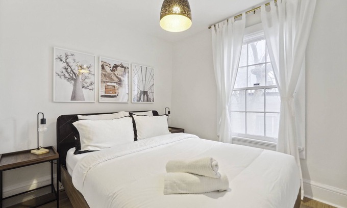 Old Town Casa | Historic Modern Home - Distillery/Design District