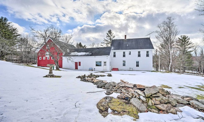 Mount Holly Casa | Historic Mount Holly Vacation Rental